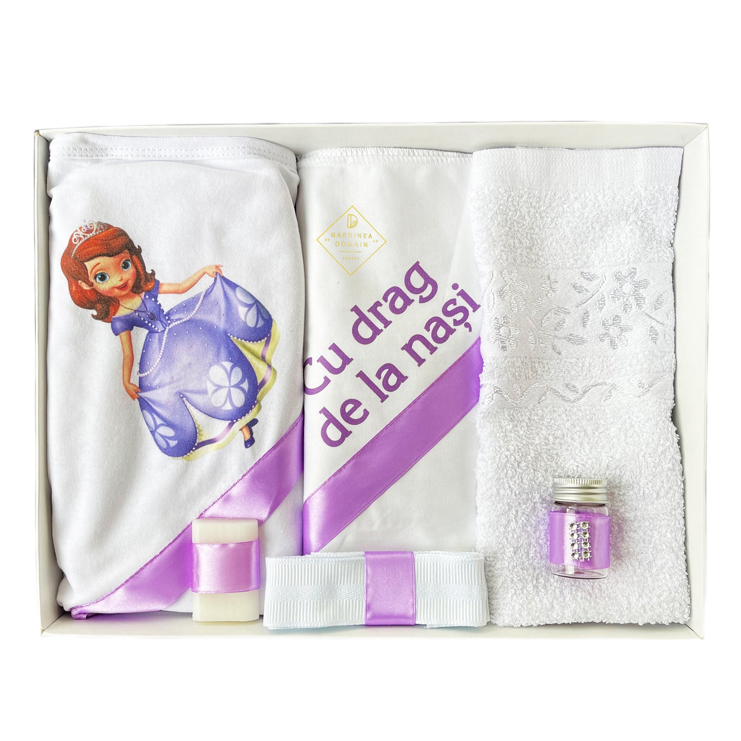 Trusou Printesa Sofia botez Gardinea Domain® 6 piese, in cutie cadou, bumbac 100%, personalizat cu mesajul "Cu drag de la nasi!" mov