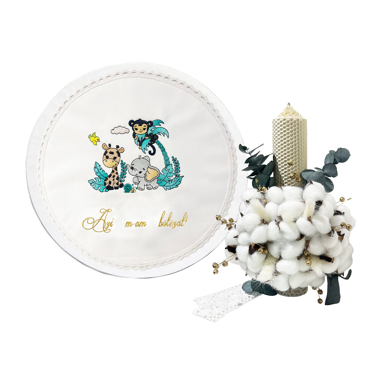 Set Jungle Crew trusou botez Gardinea Domain® 11 piese, cutie trusou din catifea cu mesajul "Azi m-am botezat!" si lumanare, decor dantela Alb