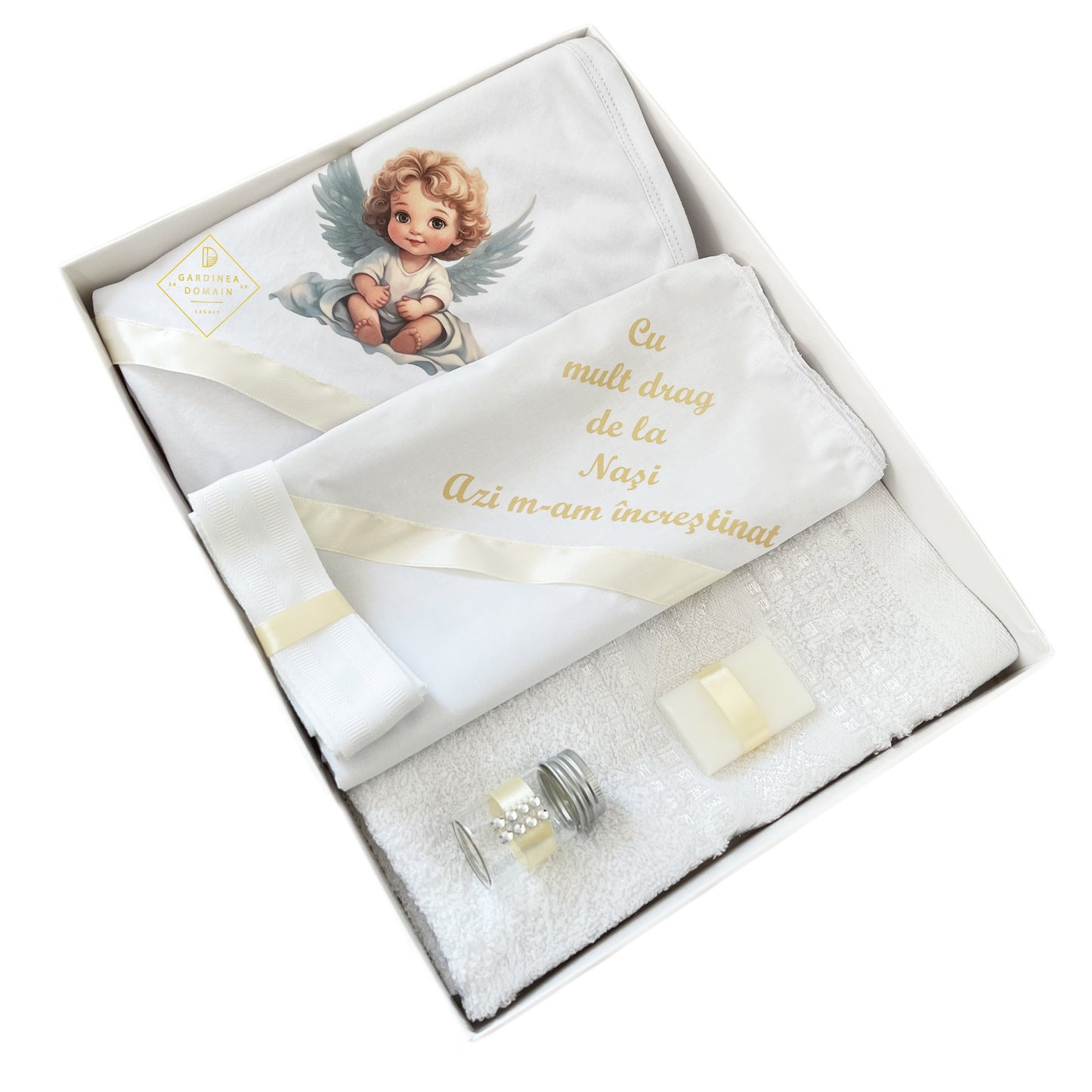 Trusou ingeras realist botez Gardinea Domain® 6 piese, in cutie, bumbac 100%, cu mesajul "Cu mult drag de la nasi, Azi m-am increstinat", alb perlat