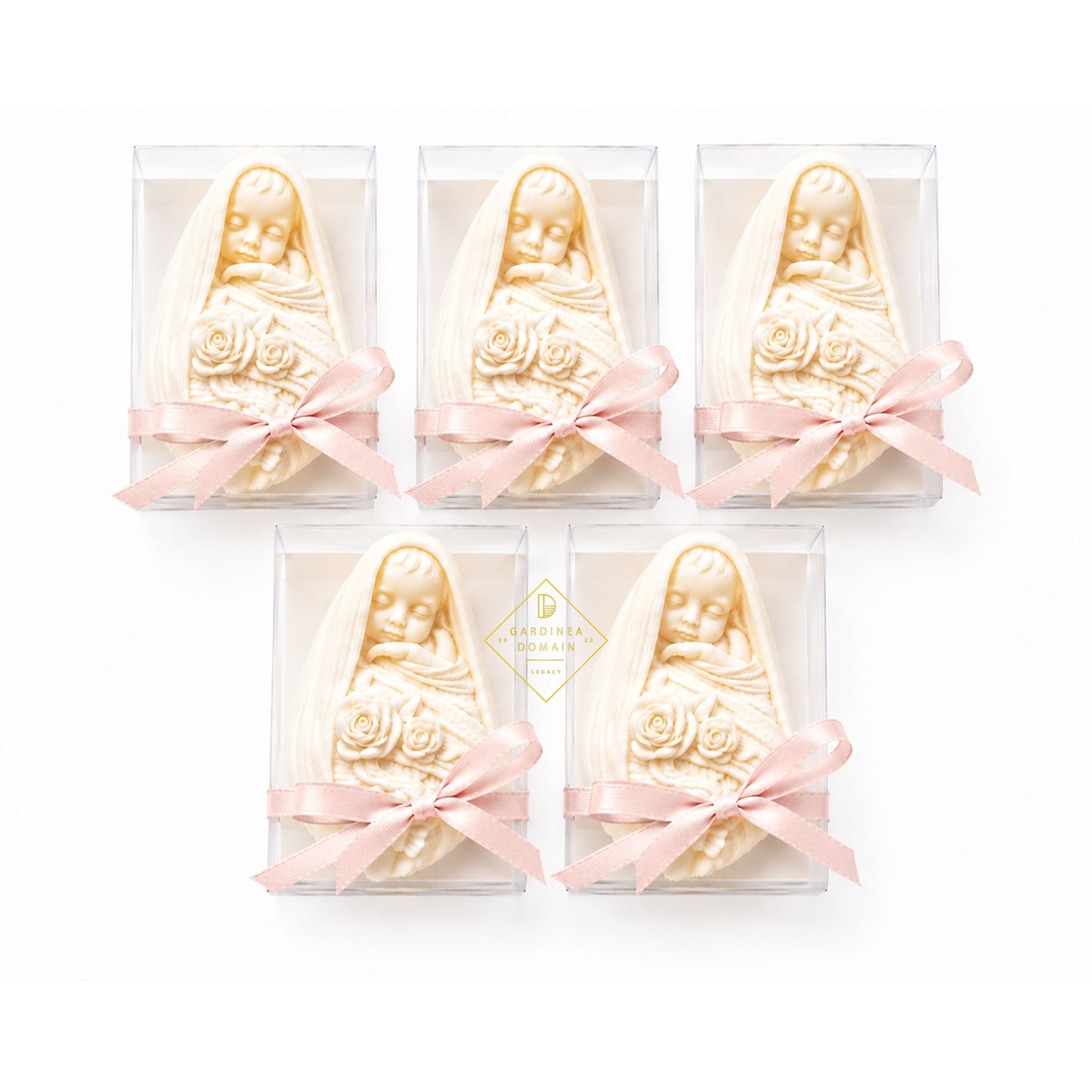 Marturie botez bebelus roz pudrat Gardinea Domain®, in cutie personalizata cadou, ceara de soia 100% naturala, vegana, Roz pudrat
