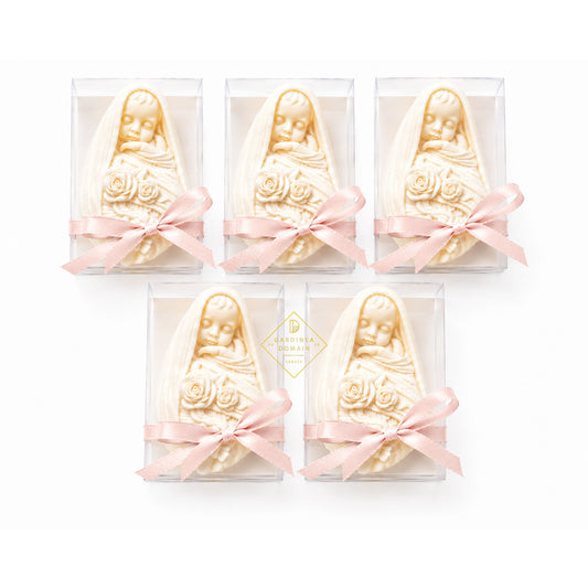 Set 5 marturii pentru botez bebelus roz pudrat Gardinea Domain®, in cutie personalizata cadou, ceara de soia 100% naturala, vegana, Roz pudrat
