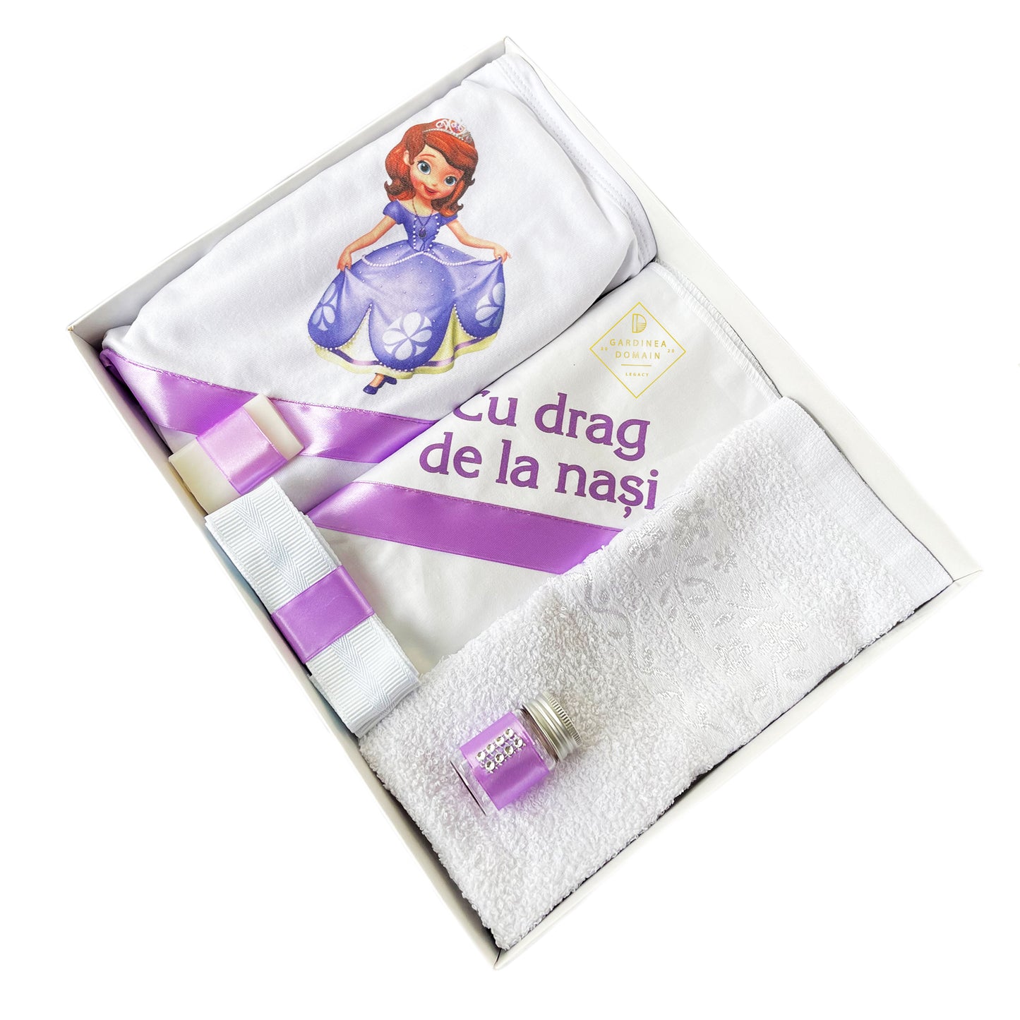 Trusou Printesa Sofia botez Gardinea Domain® 6 piese, in cutie cadou, bumbac 100%, personalizat cu mesajul "Cu drag de la nasi!" mov