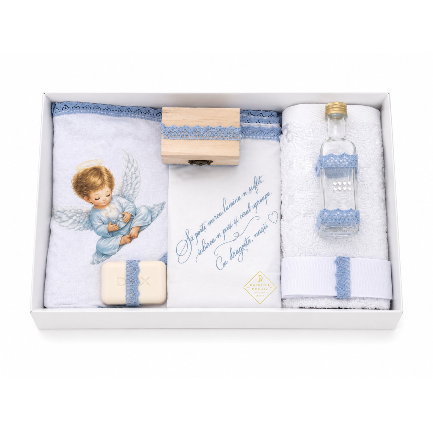Set trusou botez din bumbac 100% Gardinea Domain® 9 piese, fetita cu lumina in cutie cadou cu lumanare, decor dantela Alb