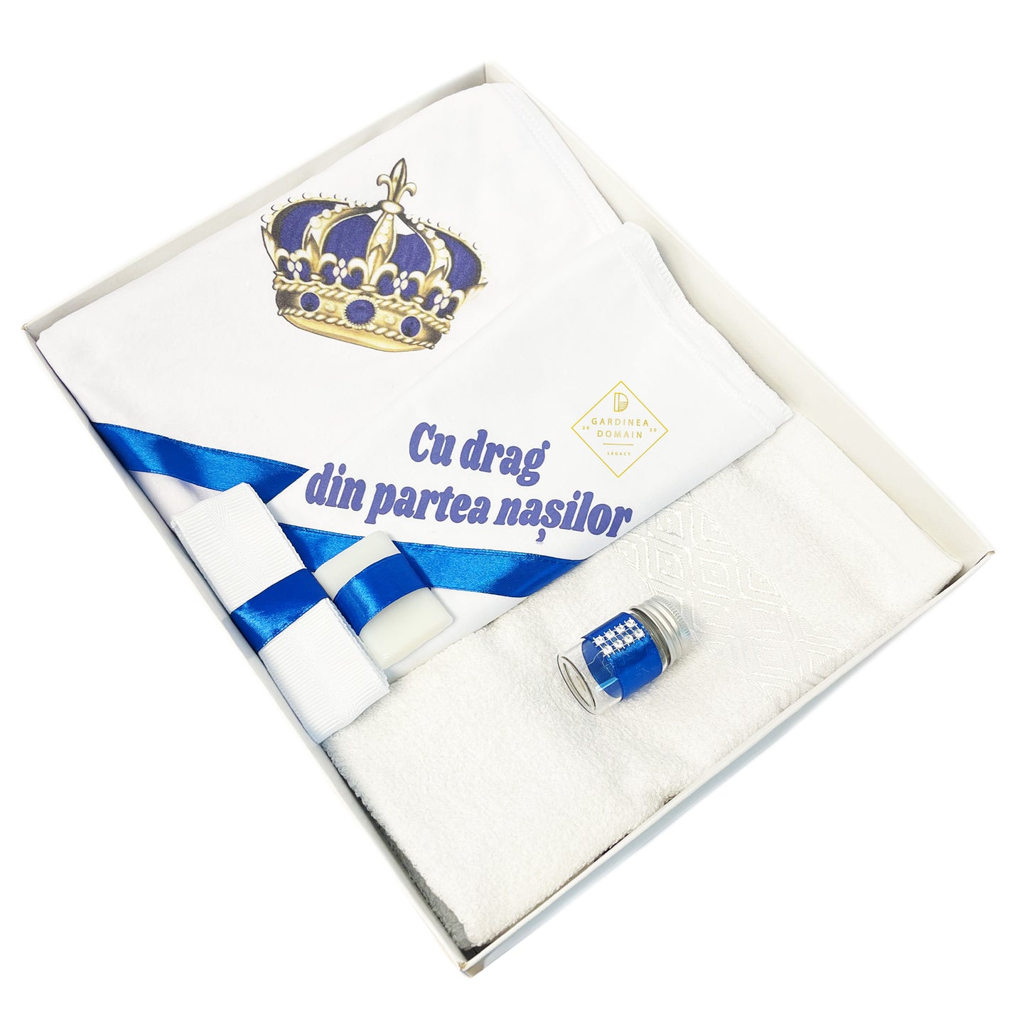 Trusou coronita regala botez Gardinea Domain® 6 piese, in cutie cadou, bumbac 100%, personalizat cu mesajul "Cu drag de la nasi!", albastru
